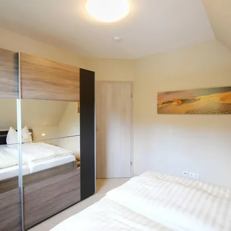 דירה Bella, בינץ